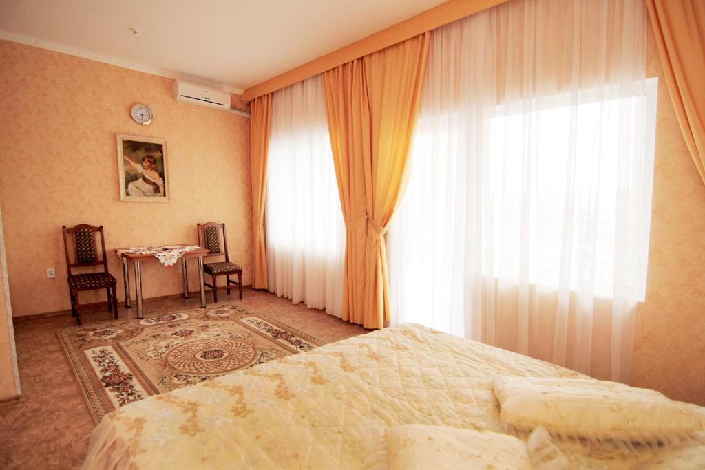 Admiral Hotel Skadovsk Ruang foto